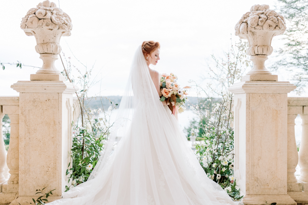 how to provide a high end in person sales experience for wedding photographers 2