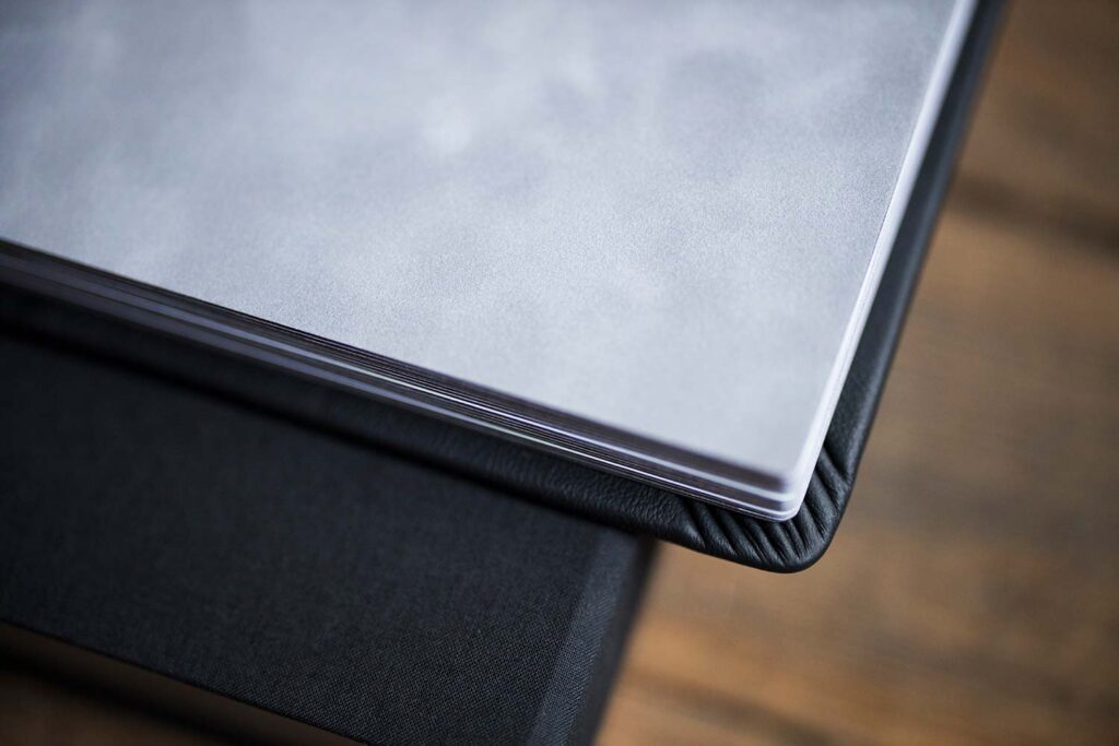 how to sell wedding albums pleated corners